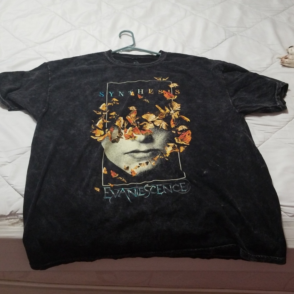 Brand new never worn Evanscence tshirt